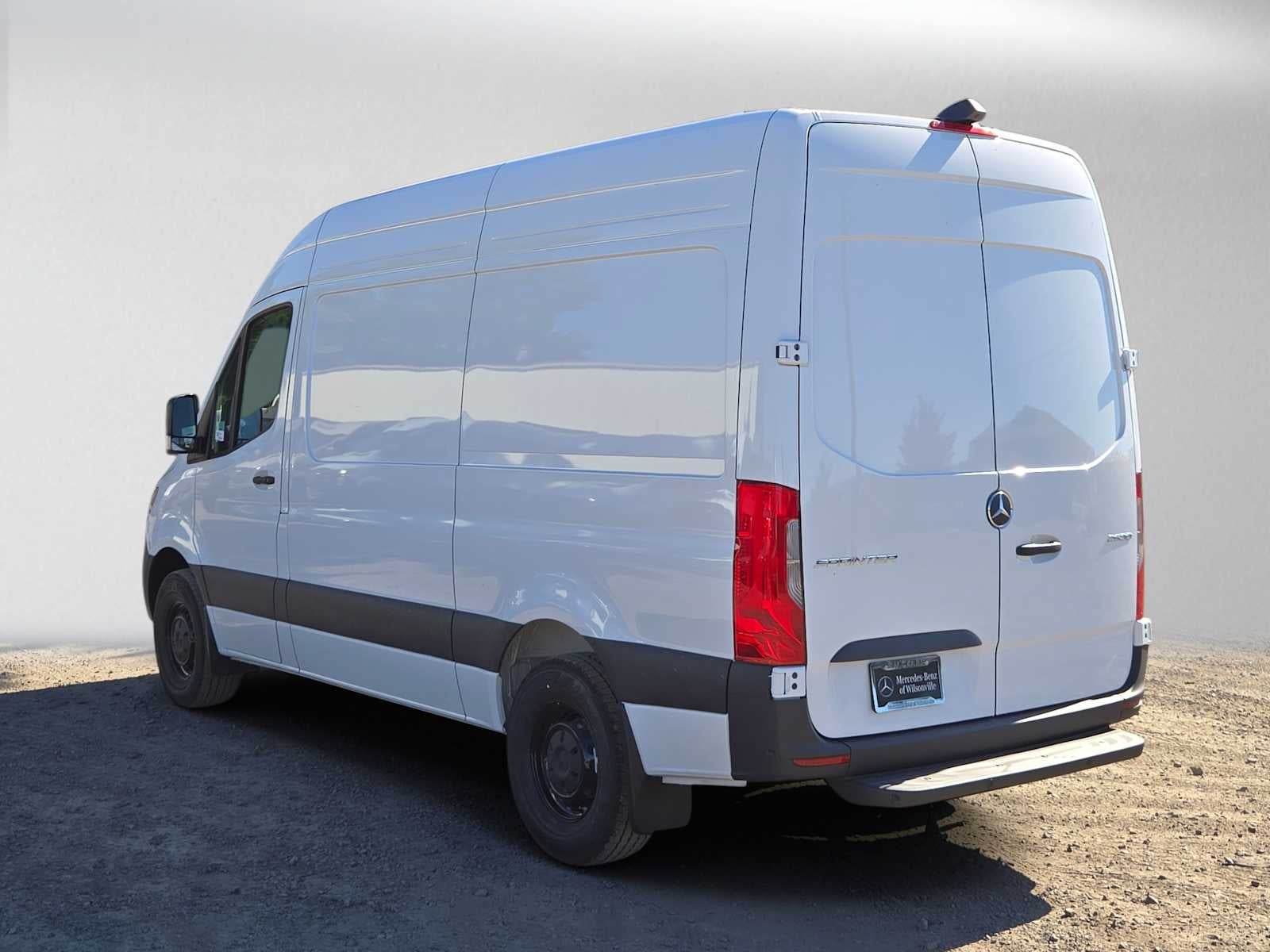 2026 Mercedes-Benz Sprinter Cargo 2500 Standard Roof I4 Diesel 144 RWD