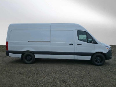 2026 Mercedes-Benz Sprinter 2500 High Roof I4 Diesel 170 RWD