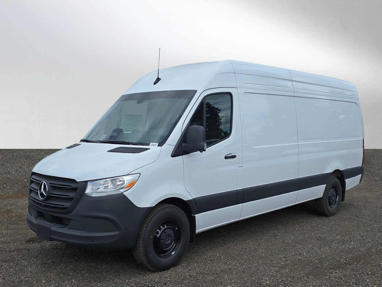 2026 Mercedes-Benz Sprinter 2500 High Roof I4 Diesel 170 RWD