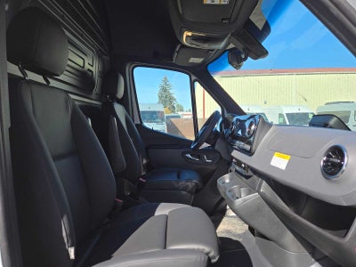 2026 Mercedes-Benz Sprinter Cargo 2500 High Roof I4 Diesel 170 RWD