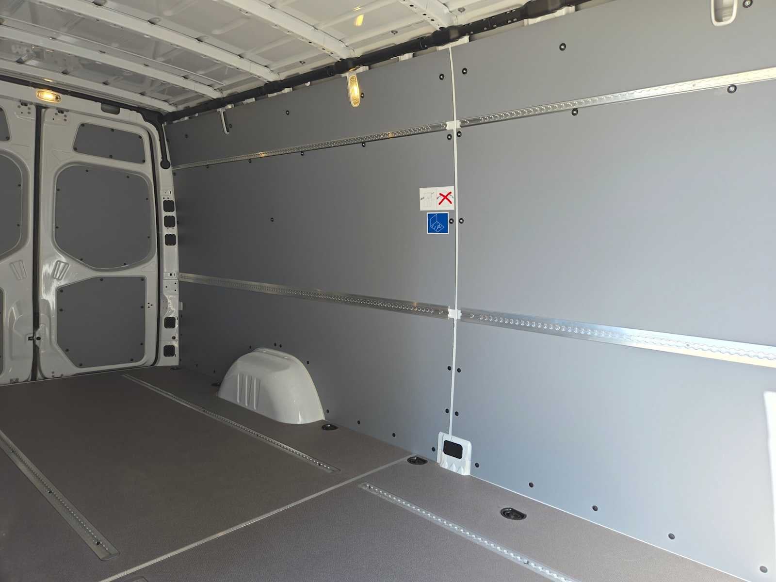2026 Mercedes-Benz Sprinter Cargo 2500 High Roof I4 Diesel 170 RWD