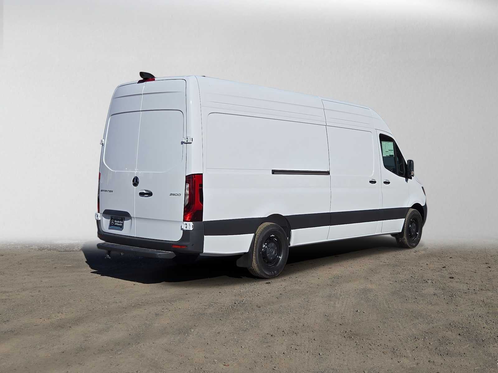 2026 Mercedes-Benz Sprinter Cargo 2500 High Roof I4 Diesel 170 RWD