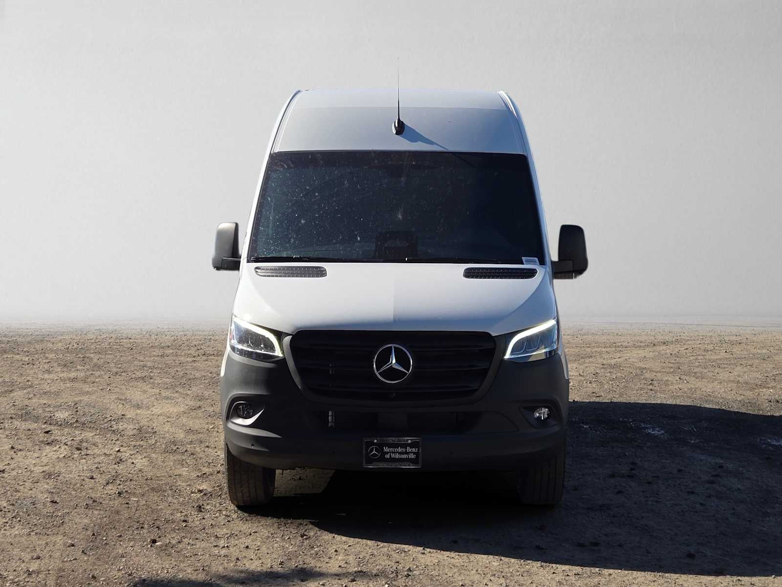 2026 Mercedes-Benz Sprinter Cargo 2500 High Roof I4 Diesel 170 RWD