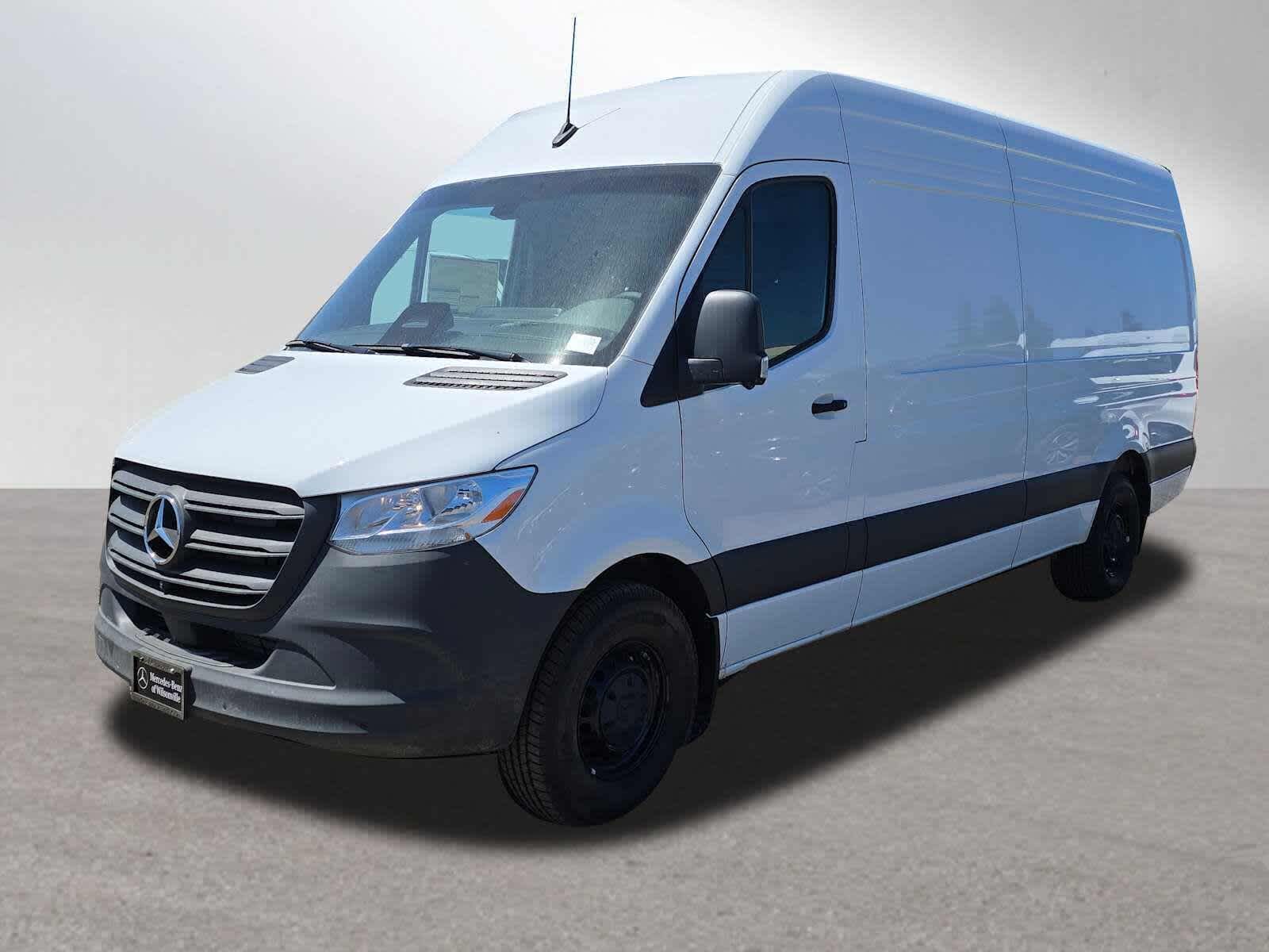 2026 Mercedes-Benz Sprinter 2500 High Roof I4 Diesel 170 RWD