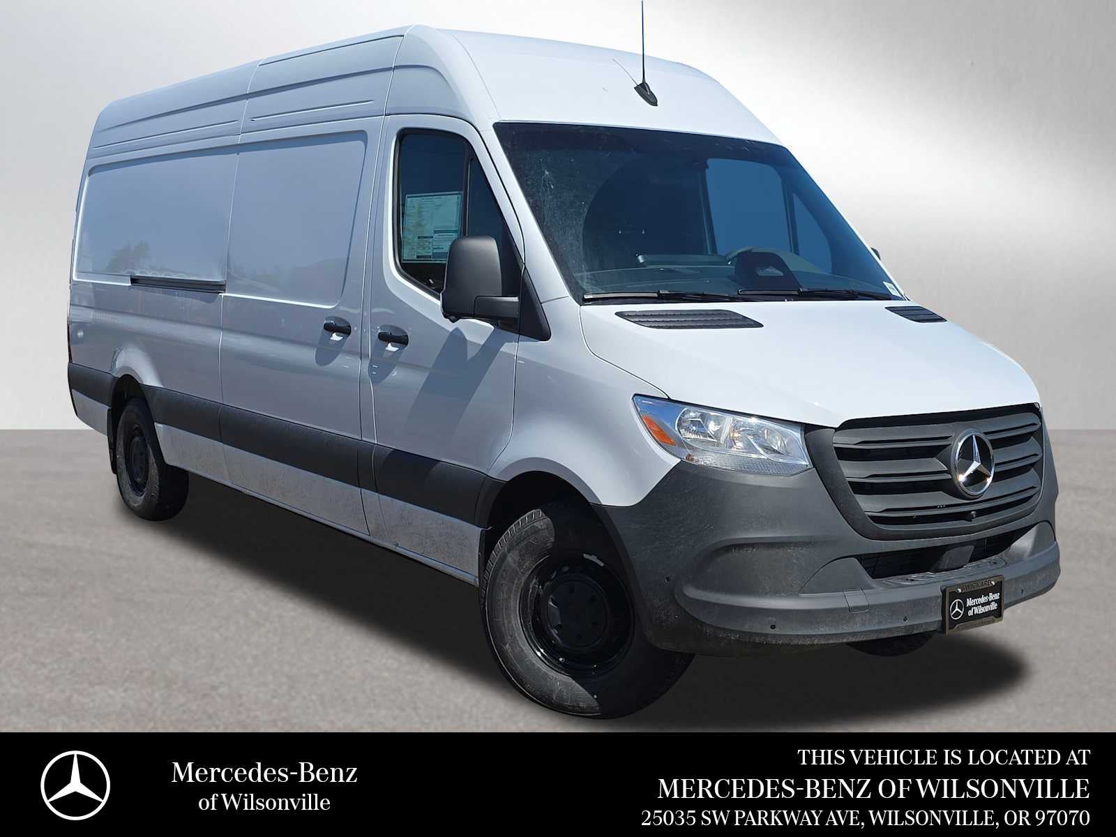 2026 Mercedes-Benz Sprinter 2500 170 WB High Roof's photo