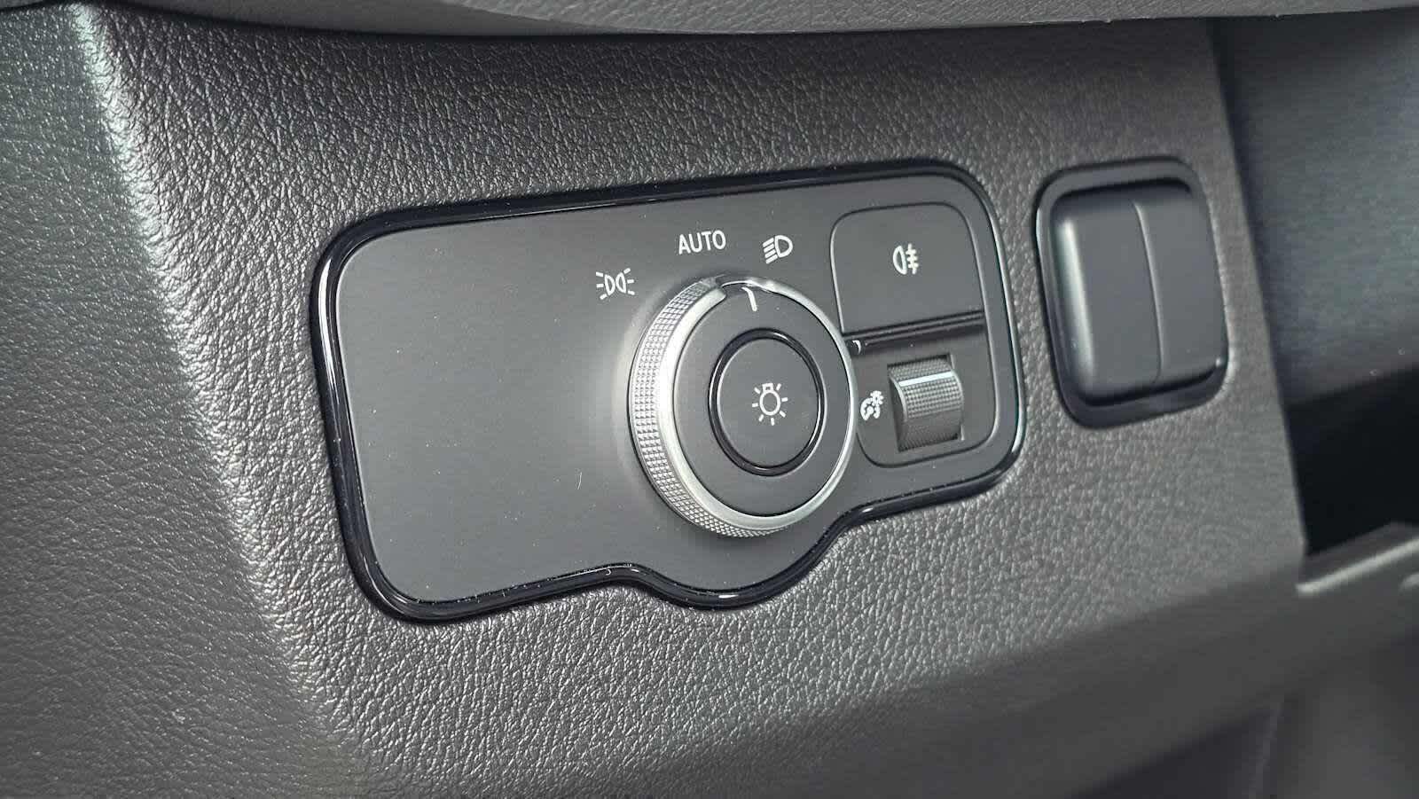 2026 Mercedes-Benz Sprinter 2500 High Roof I4 Diesel 170 RWD