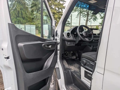 2026 Mercedes-Benz Sprinter 2500 High Roof I4 Diesel 170 RWD