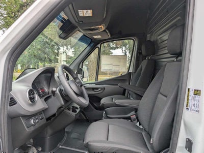 2026 Mercedes-Benz Sprinter 2500 High Roof I4 Diesel 170 RWD