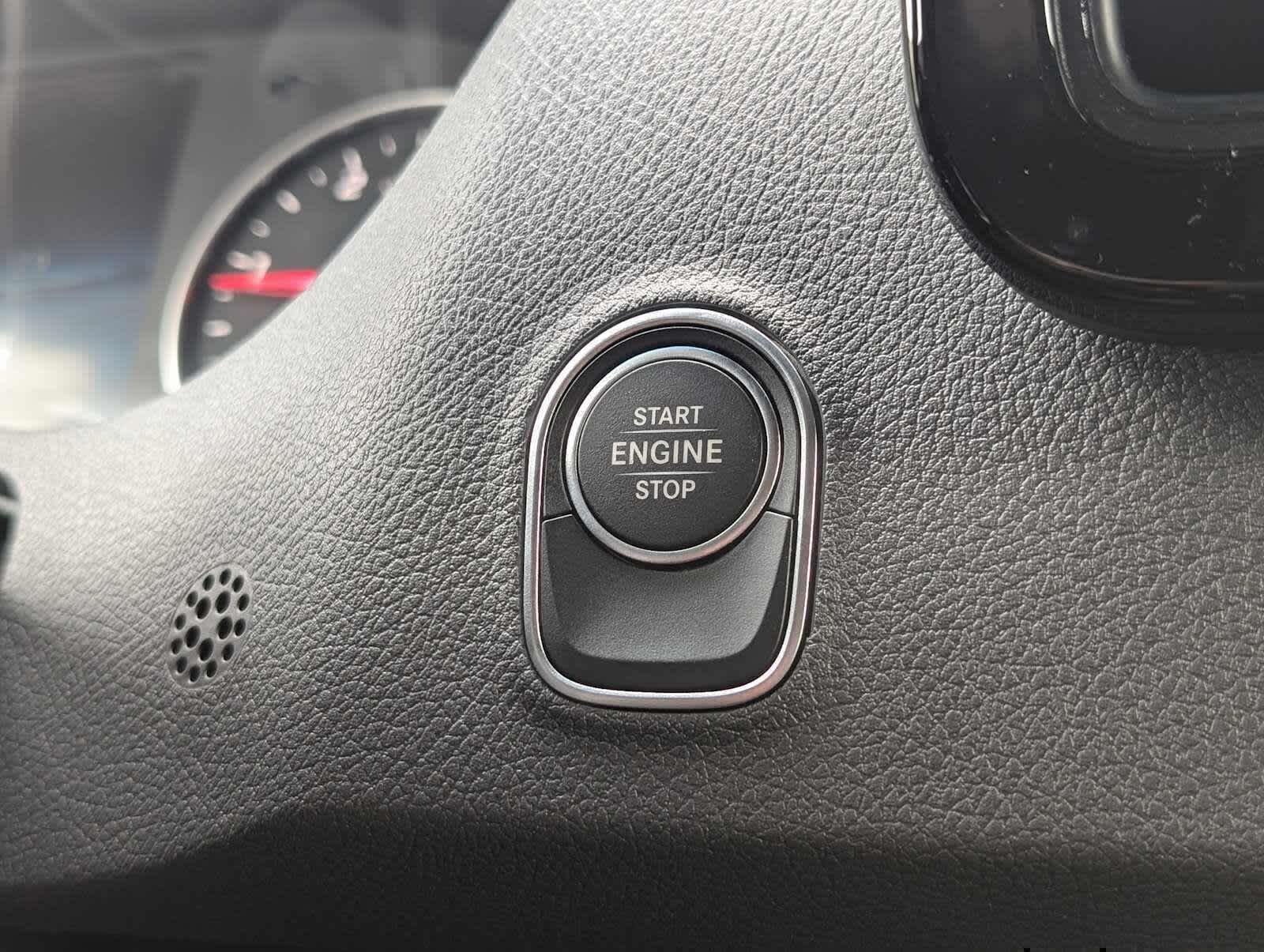 2026 Mercedes-Benz Sprinter 2500 High Roof I4 Diesel 170 RWD