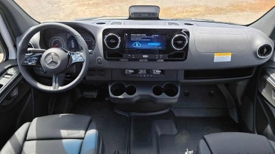 2026 Mercedes-Benz Sprinter 2500 High Roof I4 Diesel 170 RWD