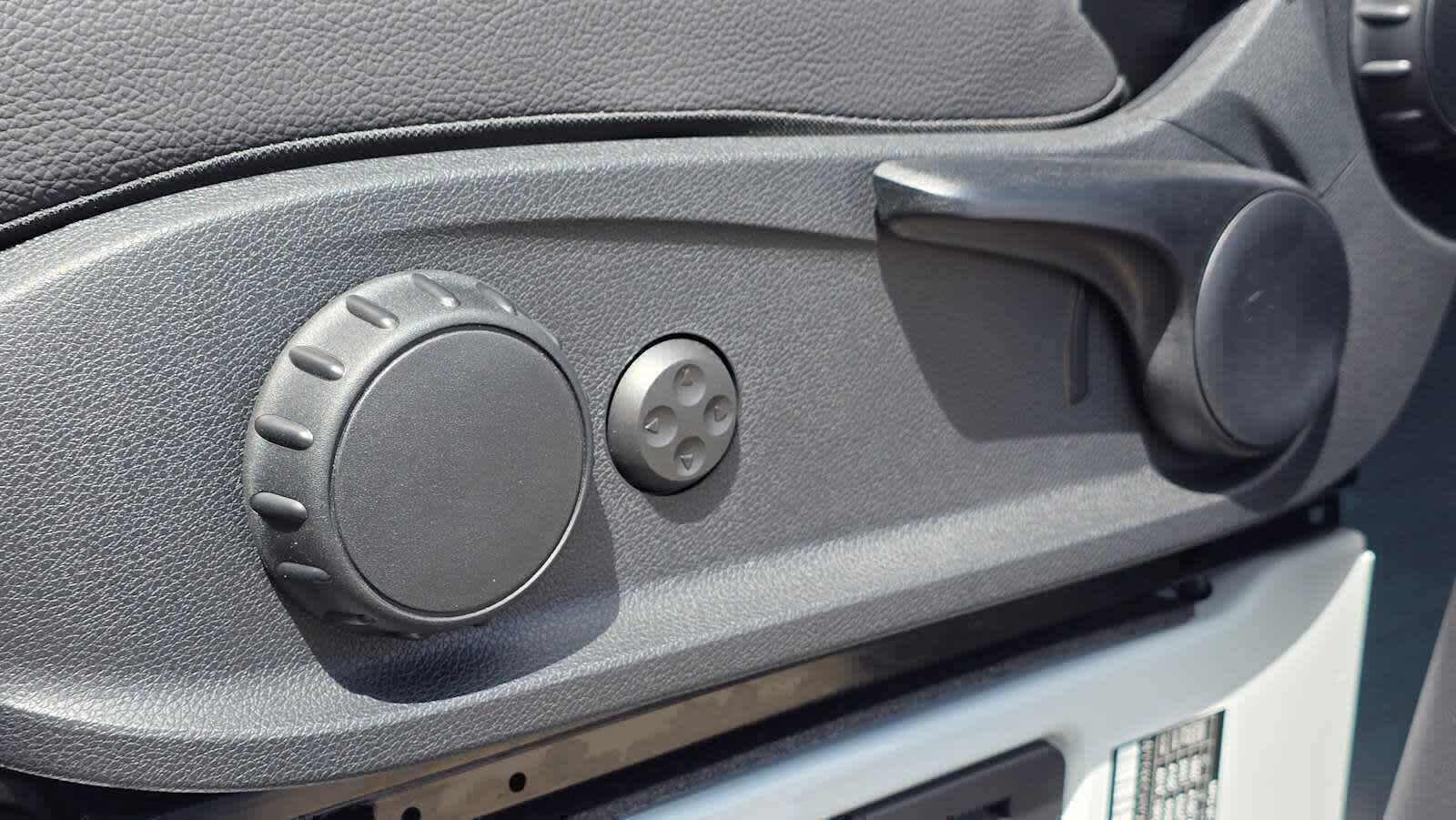 2026 Mercedes-Benz Sprinter 2500 High Roof I4 Diesel 170 RWD