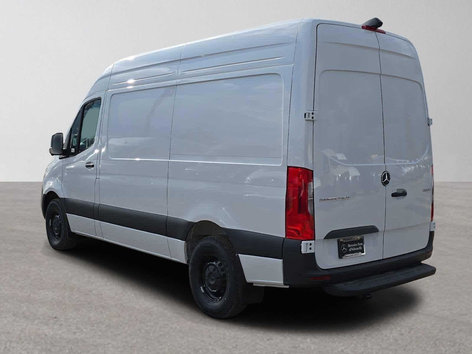 2026 Mercedes-Benz Sprinter 2500 High Roof I4 Diesel 170 RWD