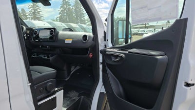 2026 Mercedes-Benz Sprinter Cargo 2500 High Roof I4 Diesel 170 RWD