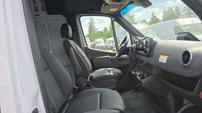 2026 Mercedes-Benz Sprinter Cargo 2500 High Roof I4 Diesel 170 RWD