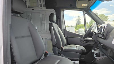 2026 Mercedes-Benz Sprinter Cargo 2500 High Roof I4 Diesel 170 RWD