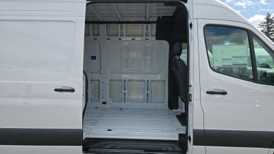 2026 Mercedes-Benz Sprinter Cargo 2500 High Roof I4 Diesel 170 RWD