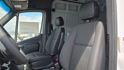 2026 Mercedes-Benz Sprinter Cargo 2500 High Roof I4 Diesel 170 RWD
