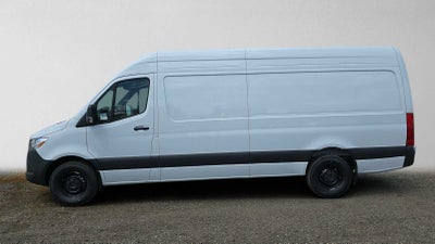 2026 Mercedes-Benz Sprinter Cargo 2500 High Roof I4 Diesel 170 RWD