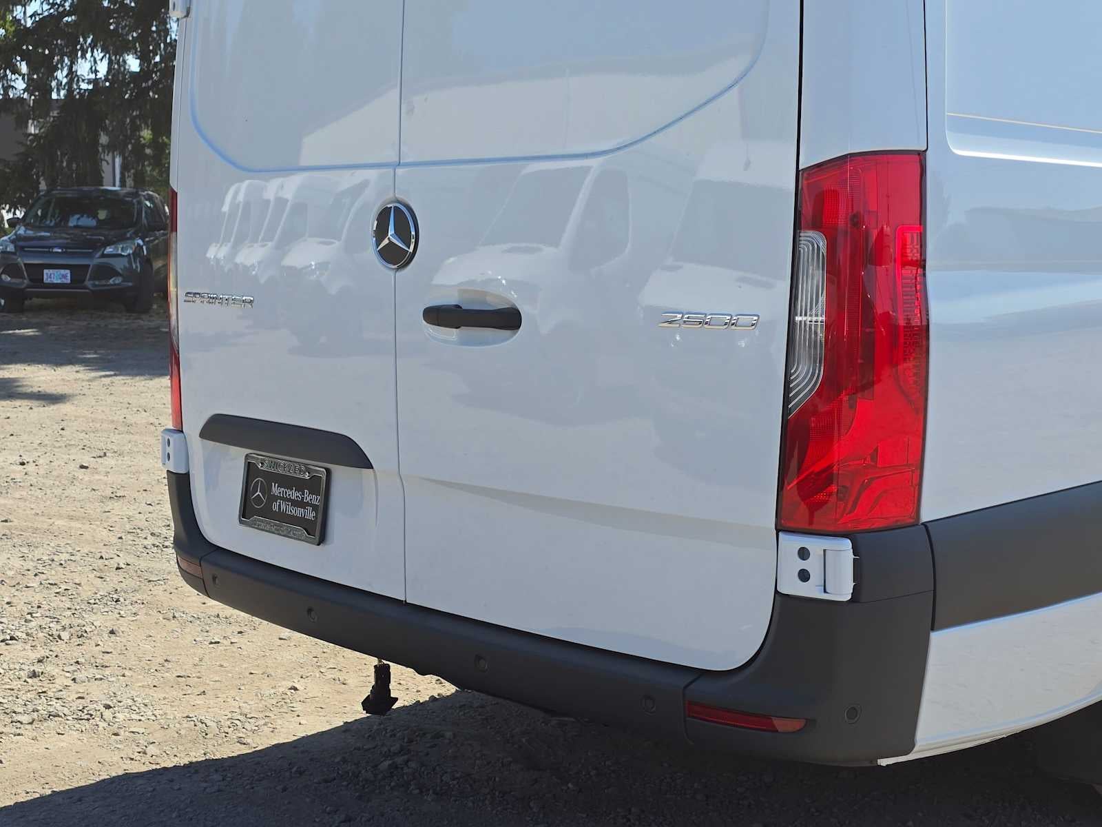 2026 Mercedes-Benz Sprinter 2500 High Roof I4 Diesel 170 RWD