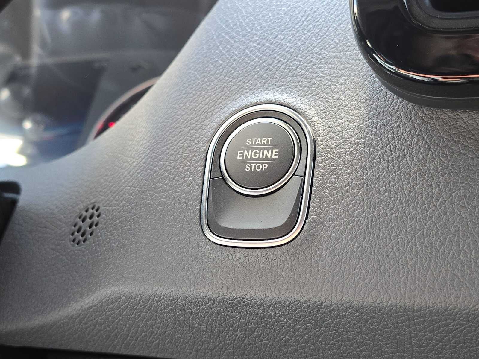 2026 Mercedes-Benz Sprinter 2500 High Roof I4 Diesel 170 RWD
