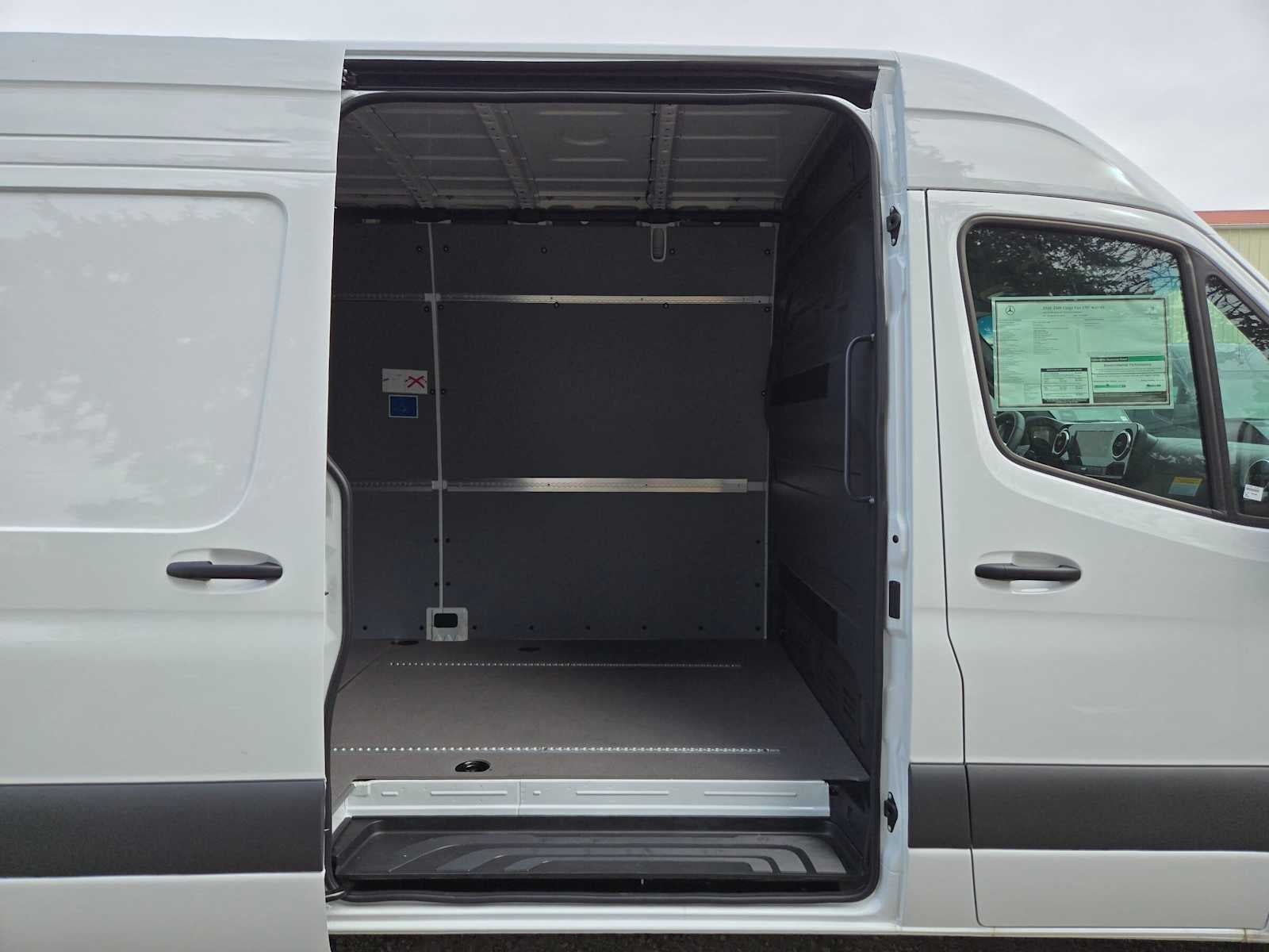 2026 Mercedes-Benz Sprinter Cargo 2500 High Roof I4 Diesel 170 RWD