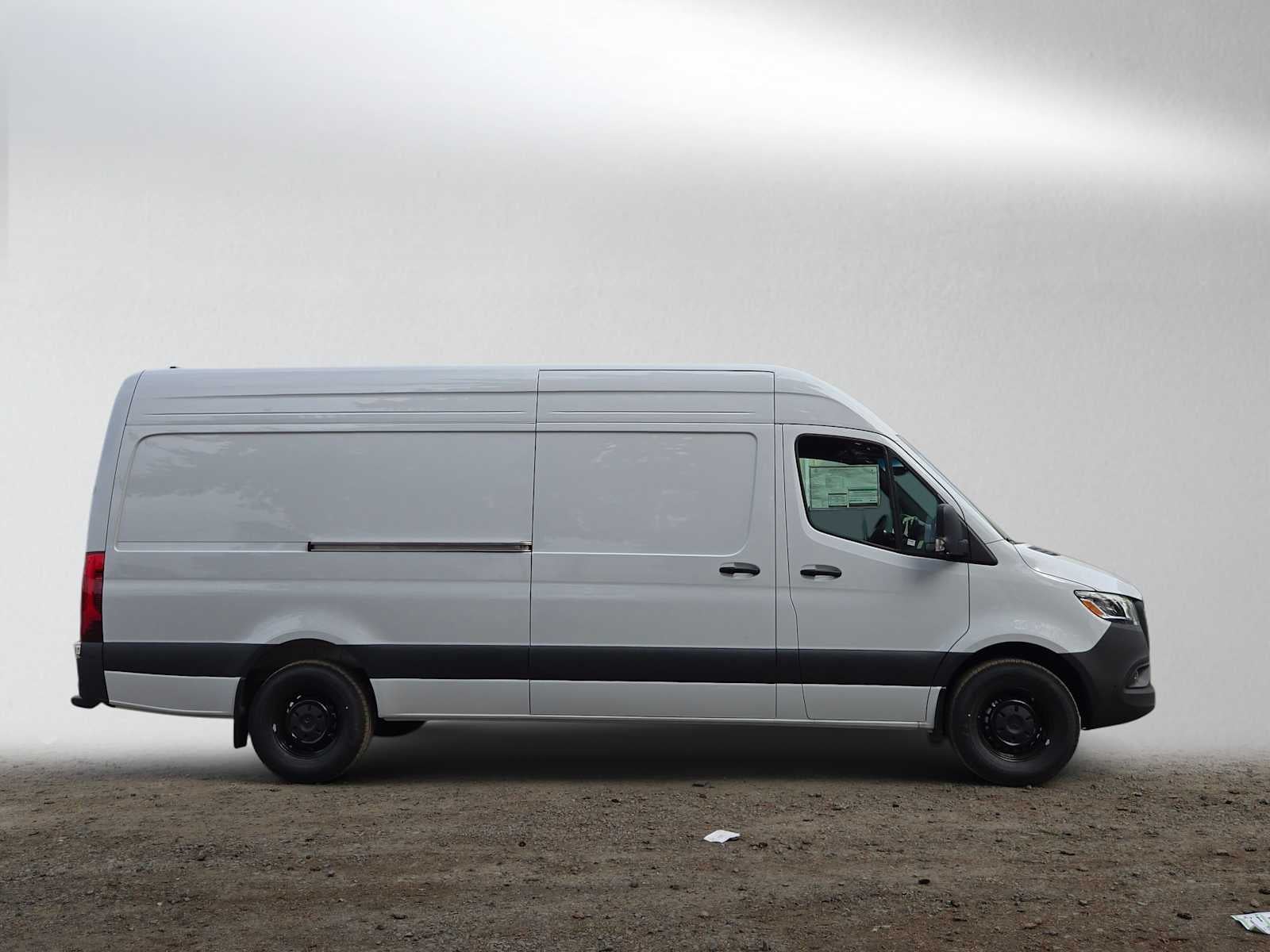 2026 Mercedes-Benz Sprinter Cargo 2500 High Roof I4 Diesel 170 RWD