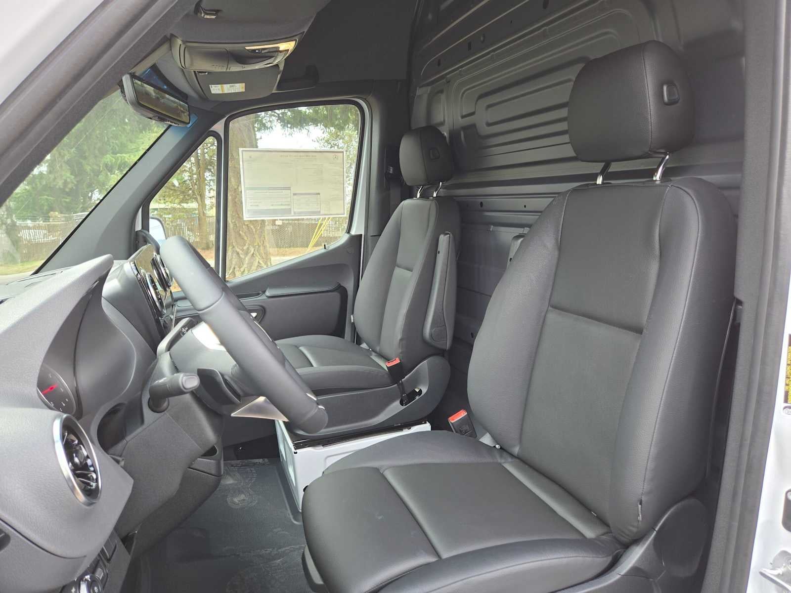 2026 Mercedes-Benz Sprinter Cargo 2500 High Roof I4 Diesel 170 RWD