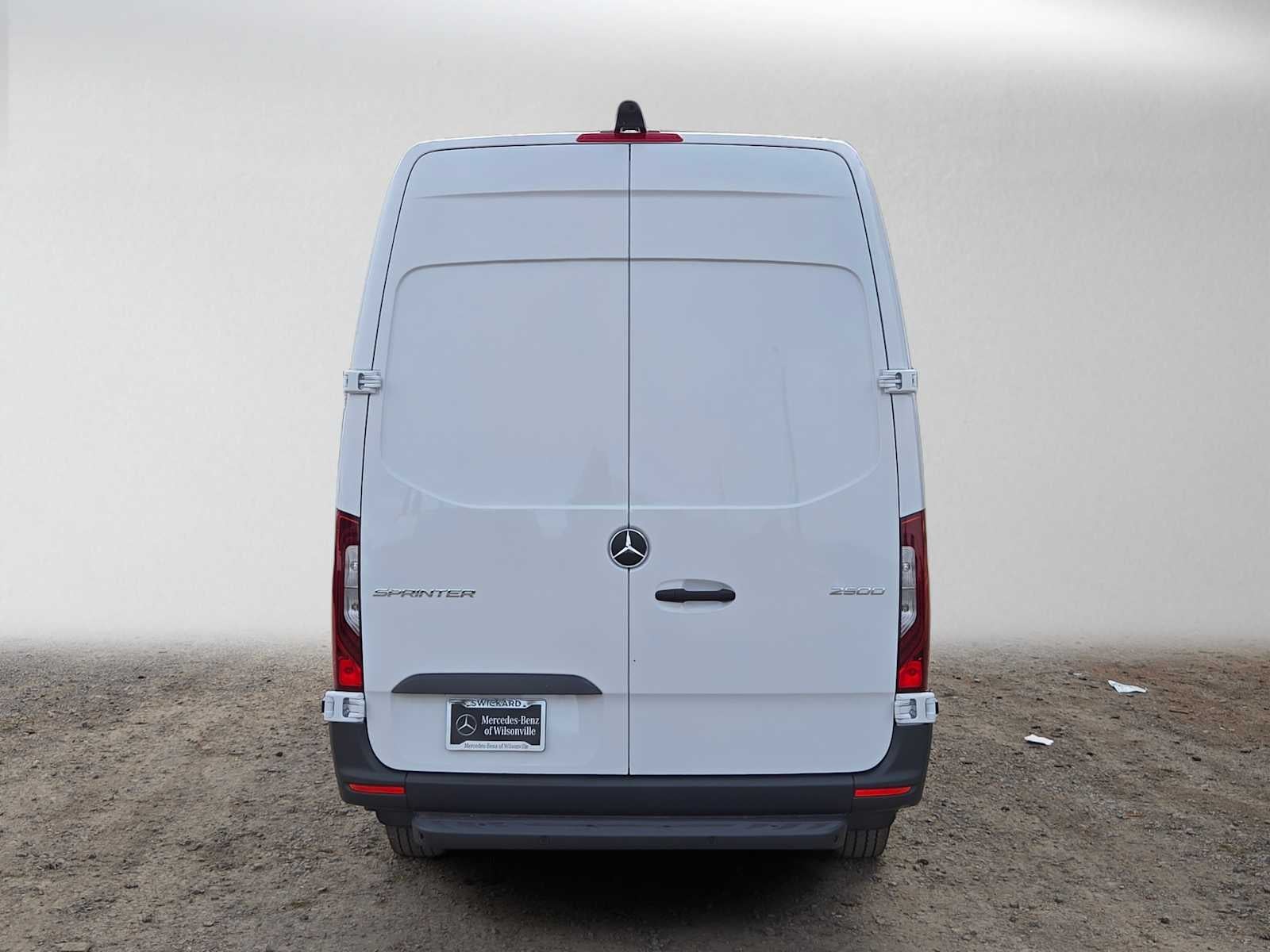 2026 Mercedes-Benz Sprinter Cargo 2500 High Roof I4 Diesel 170 RWD
