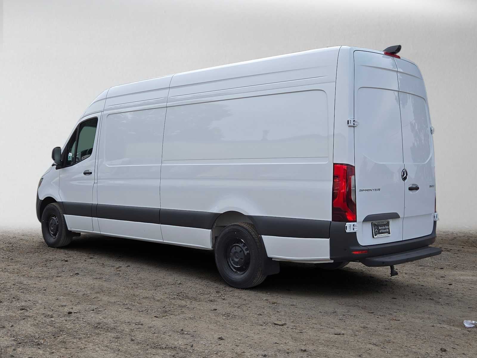 2026 Mercedes-Benz Sprinter Cargo 2500 High Roof I4 Diesel 170 RWD