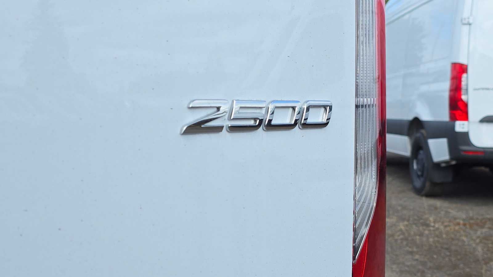 2026 Mercedes-Benz Sprinter 2500 High Roof I4 Diesel 170 RWD