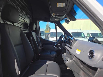 2026 Mercedes-Benz Sprinter Cargo 2500 High Roof I4 Diesel 170 RWD