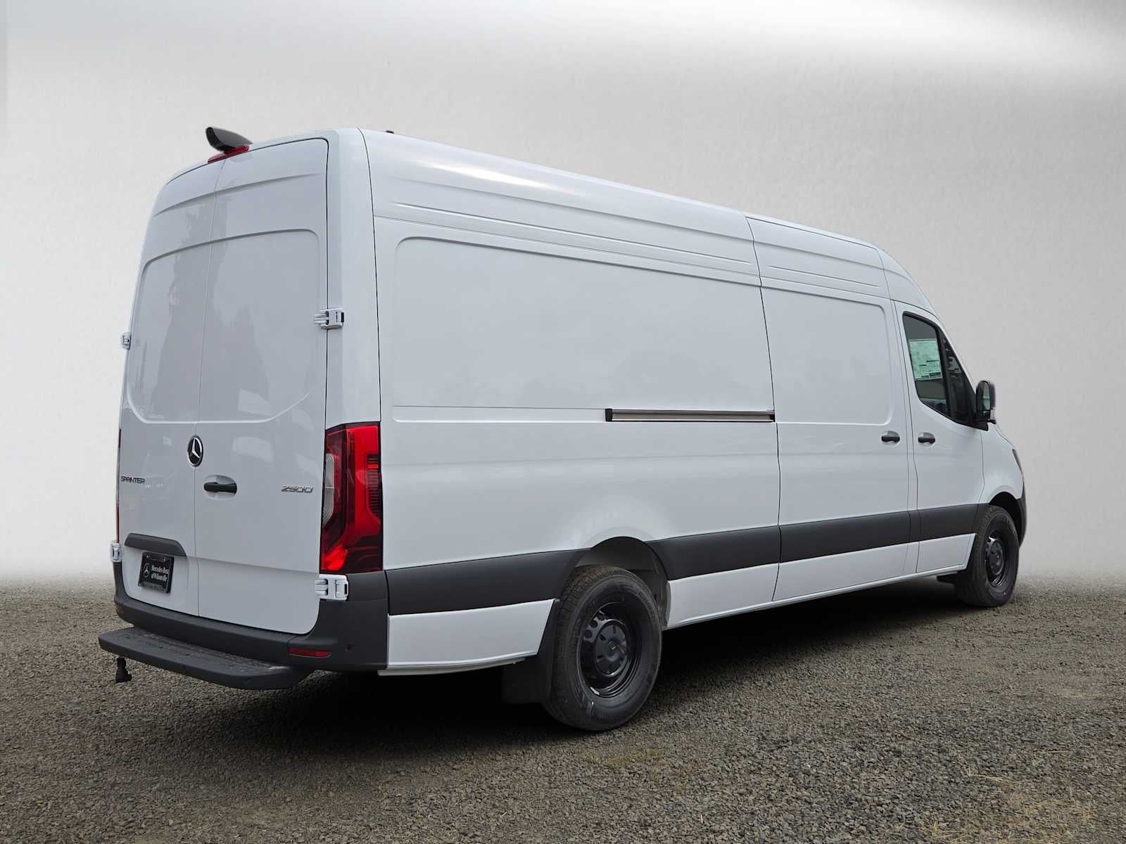 2026 Mercedes-Benz Sprinter Cargo 2500 High Roof I4 Diesel 170 RWD