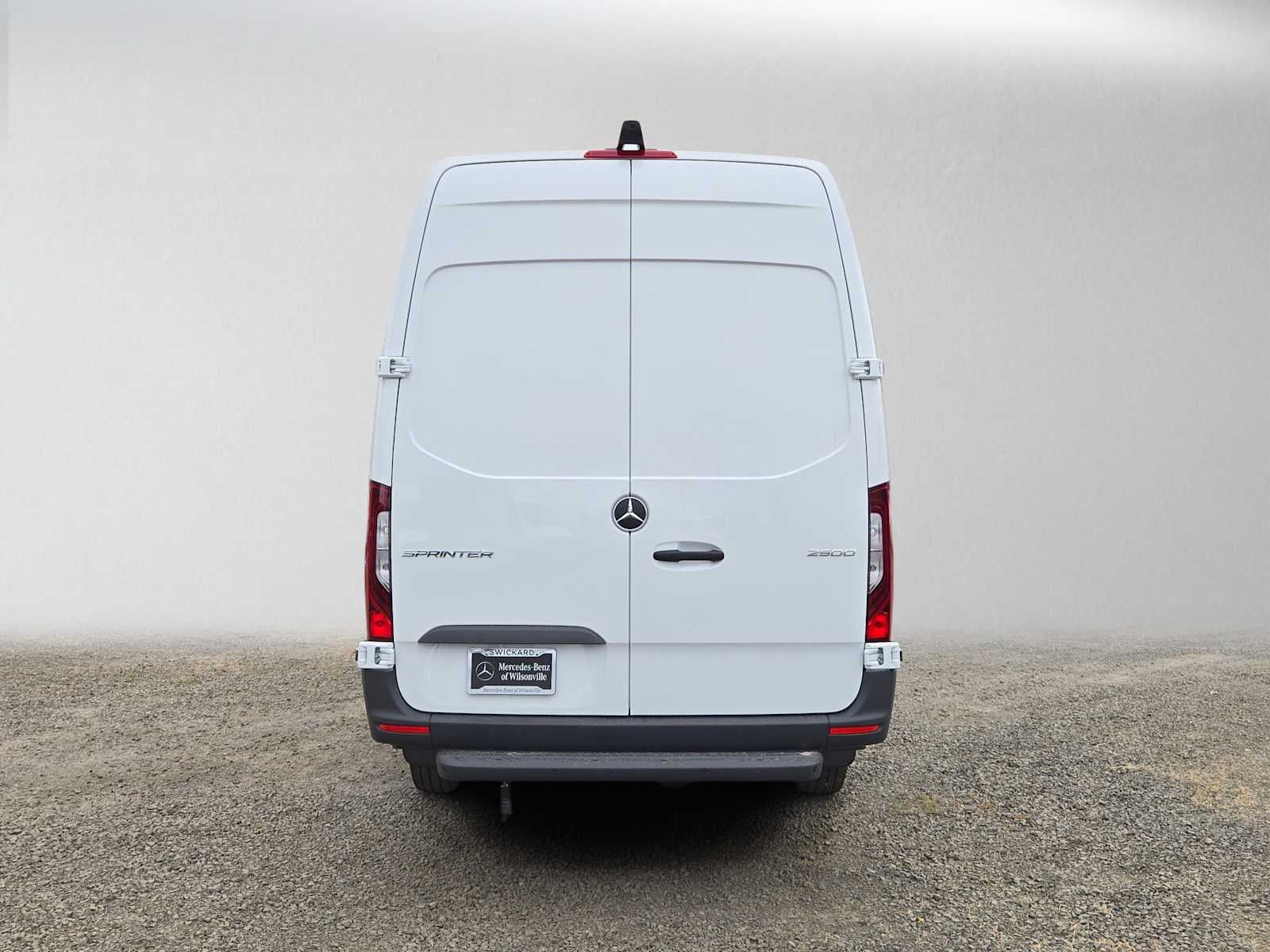 2026 Mercedes-Benz Sprinter Cargo 2500 High Roof I4 Diesel 170 RWD