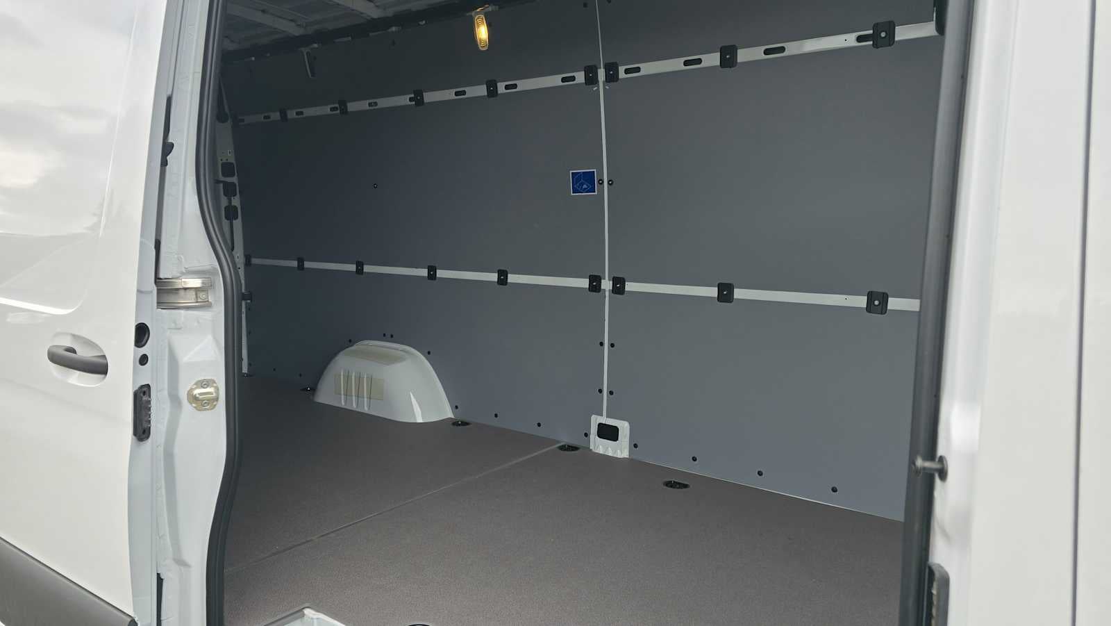 2026 Mercedes-Benz Sprinter 2500 High Roof I4 Diesel 170" RWD