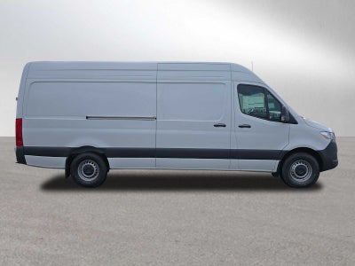 2026 Mercedes-Benz Sprinter 2500 High Roof I4 Diesel 170" RWD