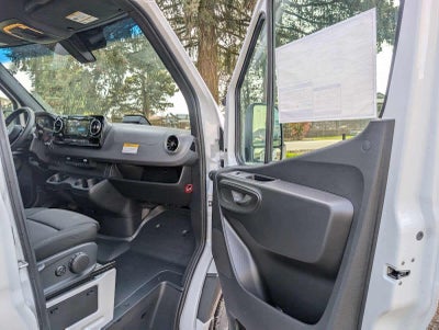2026 Mercedes-Benz Sprinter 2500 High Roof I4 Diesel 170 RWD