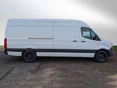 2026 Mercedes-Benz Sprinter 2500 High Roof I4 Diesel 170 RWD