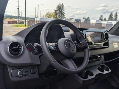 2026 Mercedes-Benz Sprinter 2500 High Roof I4 Diesel 170 RWD