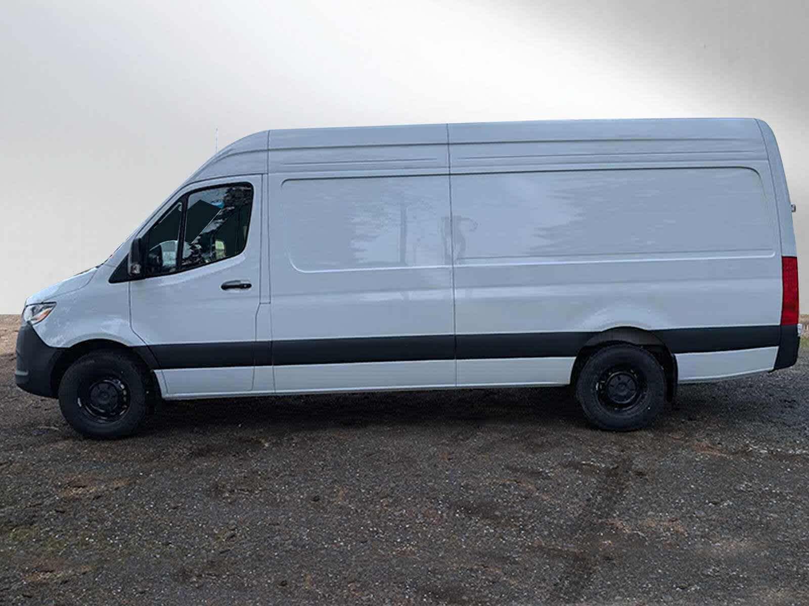 2026 Mercedes-Benz Sprinter 2500 High Roof I4 Diesel 170 RWD
