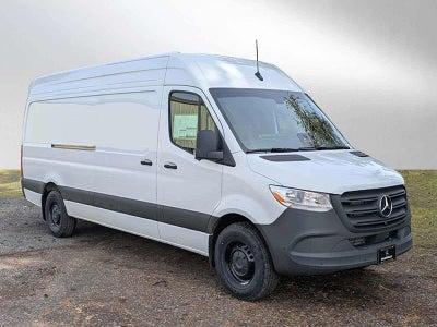 2026 Mercedes-Benz Sprinter 2500 High Roof I4 Diesel 170 RWD