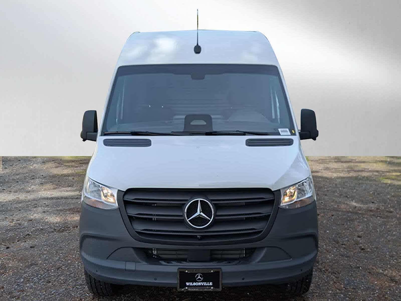 2026 Mercedes-Benz Sprinter 2500 High Roof I4 Diesel 170 RWD