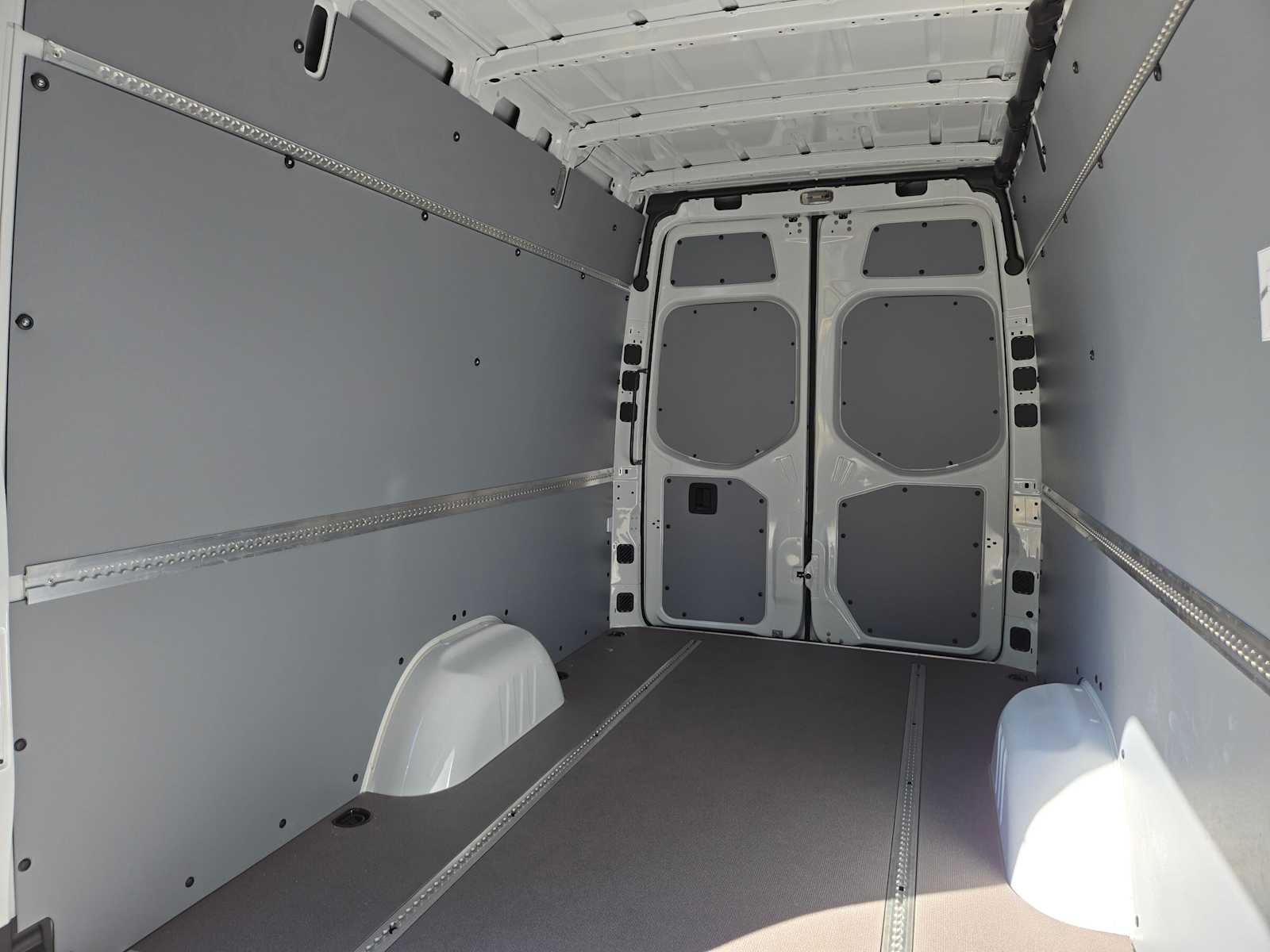 2026 Mercedes-Benz Sprinter Cargo 2500 High Roof I4 Diesel 170 RWD