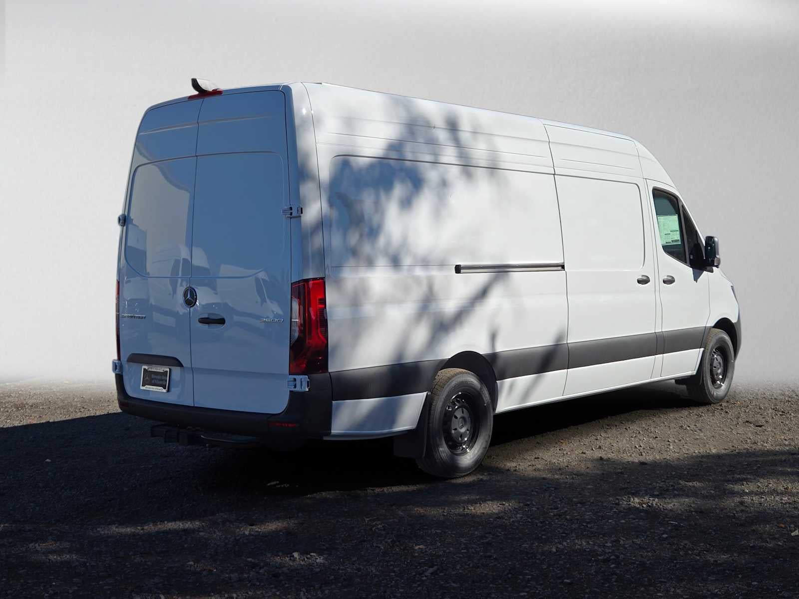 2026 Mercedes-Benz Sprinter Cargo 2500 High Roof I4 Diesel 170 RWD