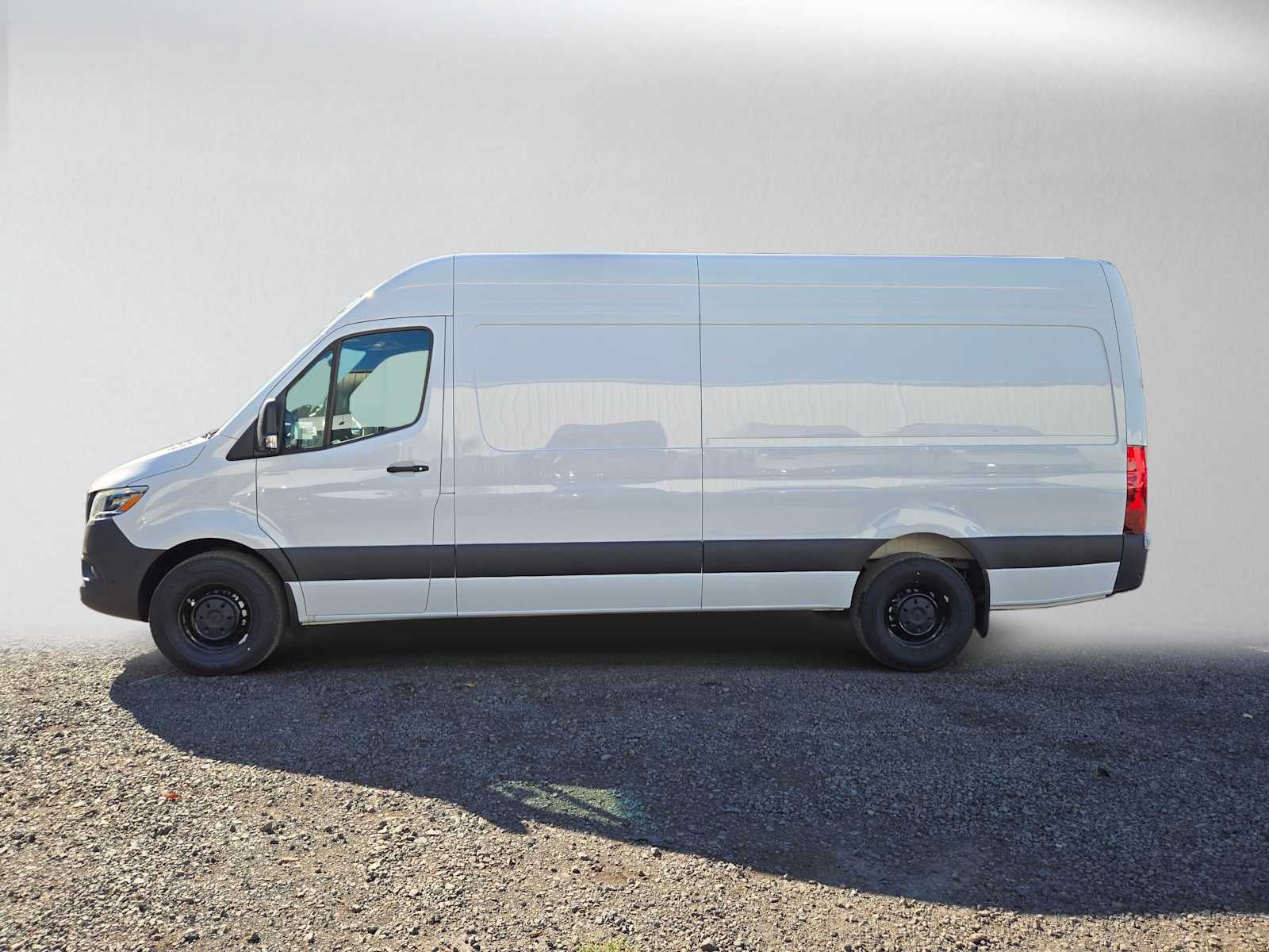 2026 Mercedes-Benz Sprinter Cargo 2500 High Roof I4 Diesel 170 RWD