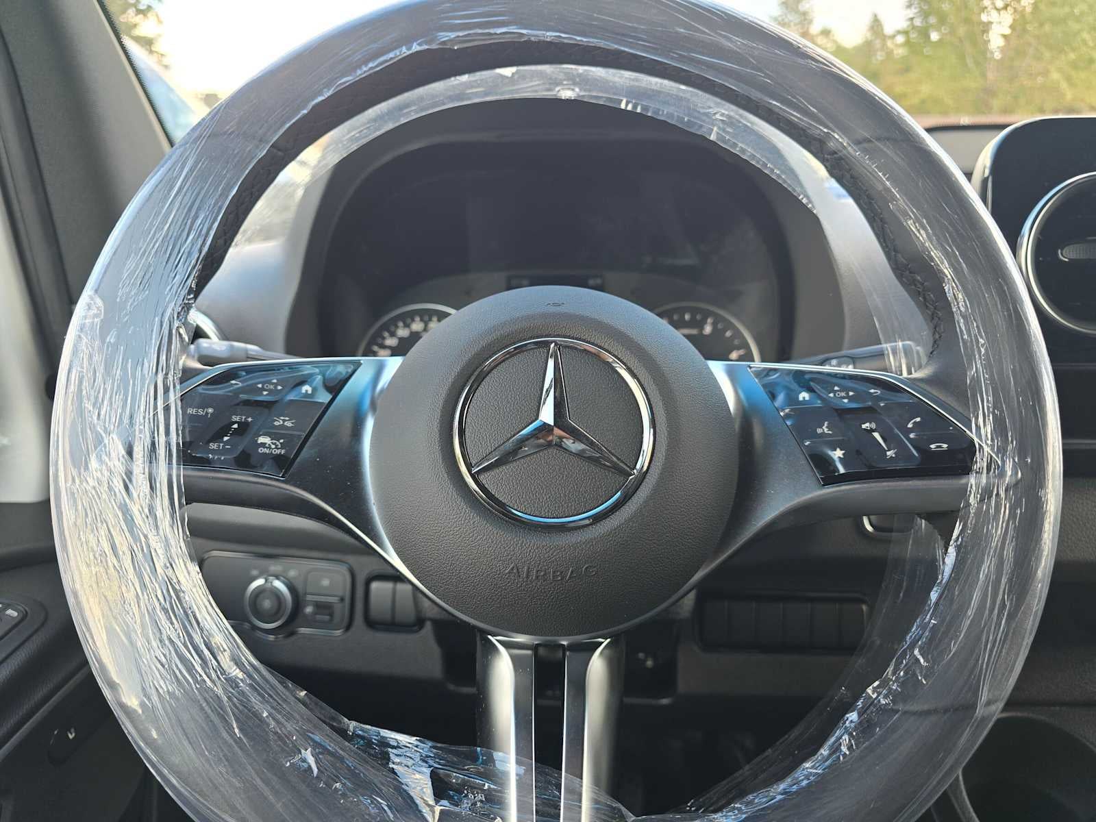 2026 Mercedes-Benz Sprinter Cargo 2500 High Roof I4 Diesel 170 RWD