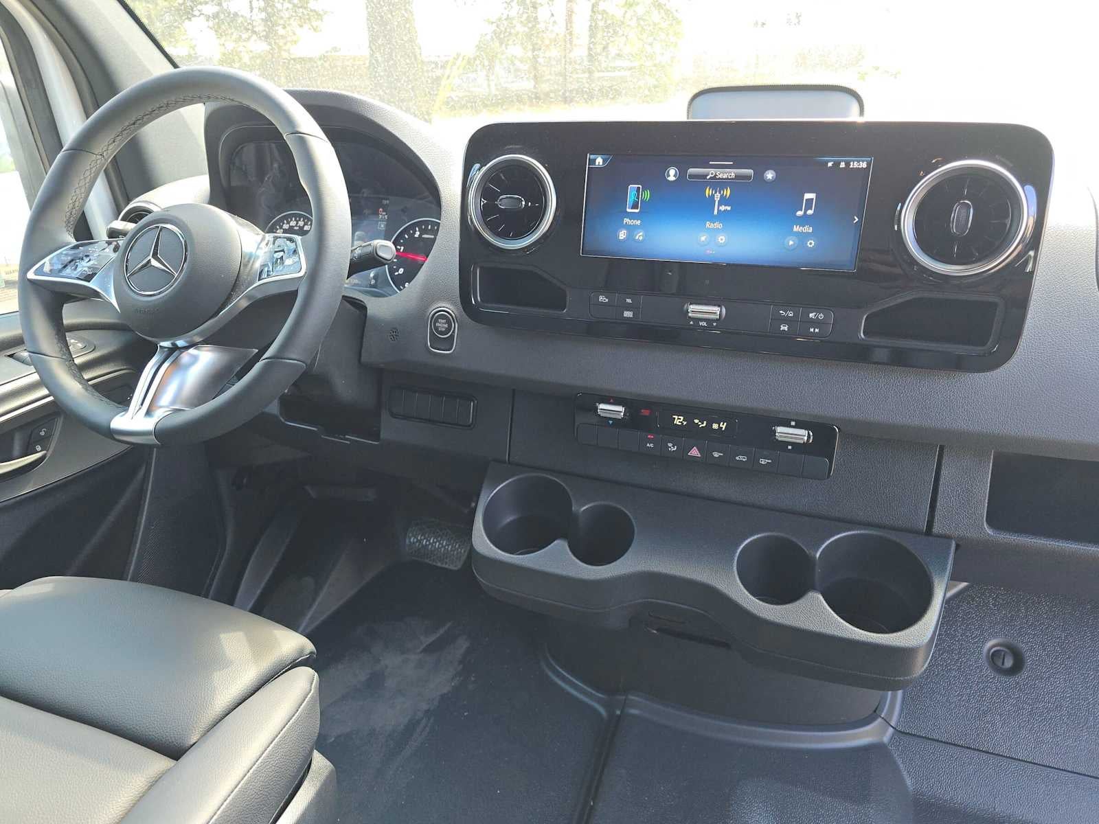 2026 Mercedes-Benz Sprinter 2500 High Roof I4 Diesel 170 RWD
