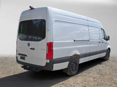 2026 Mercedes-Benz Sprinter 2500 High Roof I4 Diesel 170 RWD