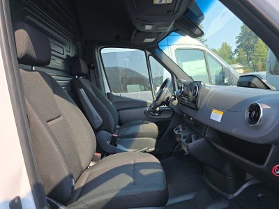 2026 Mercedes-Benz Sprinter Cargo 2500 High Roof I4 Diesel 170 RWD