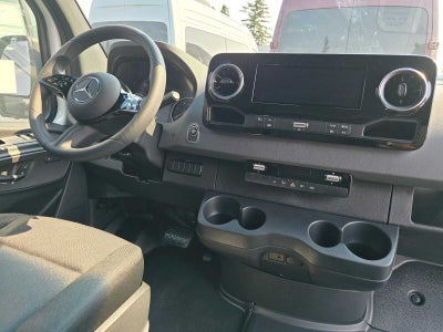 2026 Mercedes-Benz Sprinter Cargo 2500 High Roof I4 Diesel 170 RWD