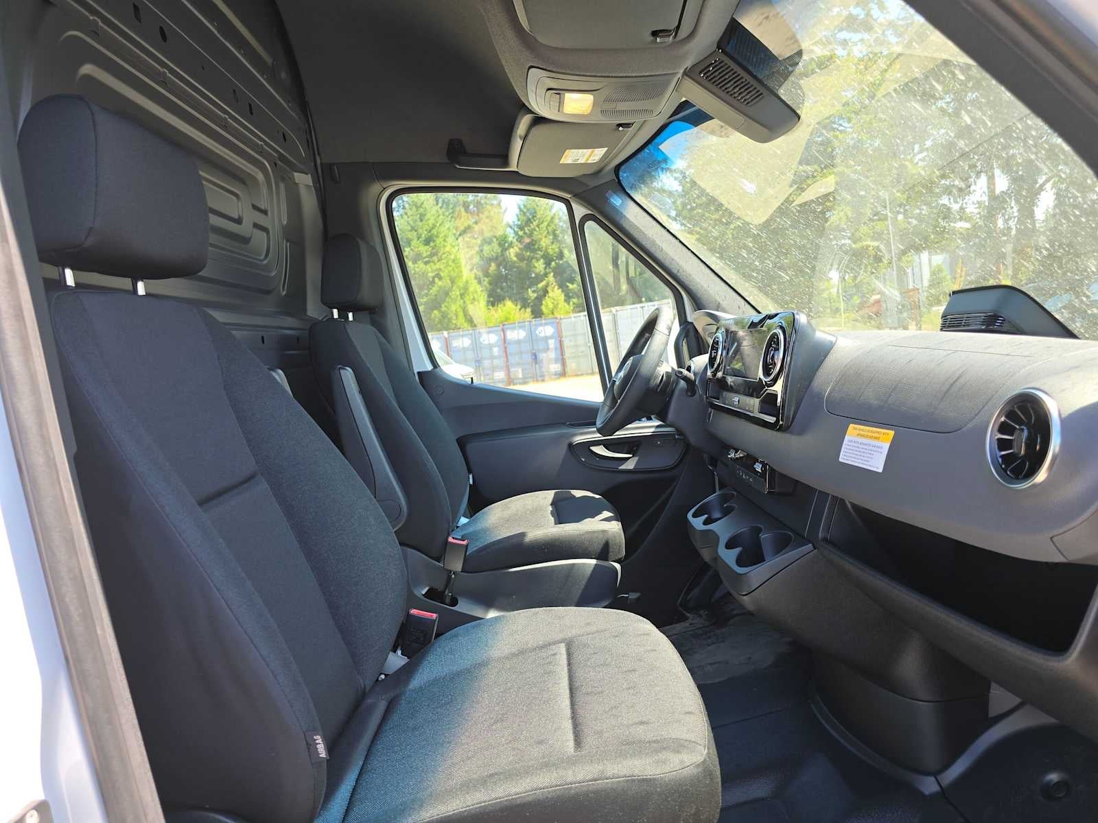2026 Mercedes-Benz Sprinter Cargo 2500 High Roof I4 Diesel 170 RWD